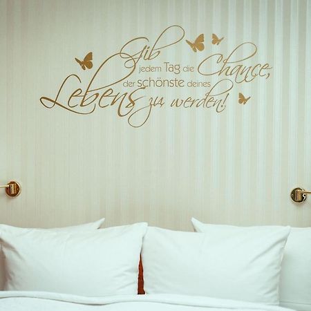 Landhotel Classic Oranienburg Dış mekan fotoğraf