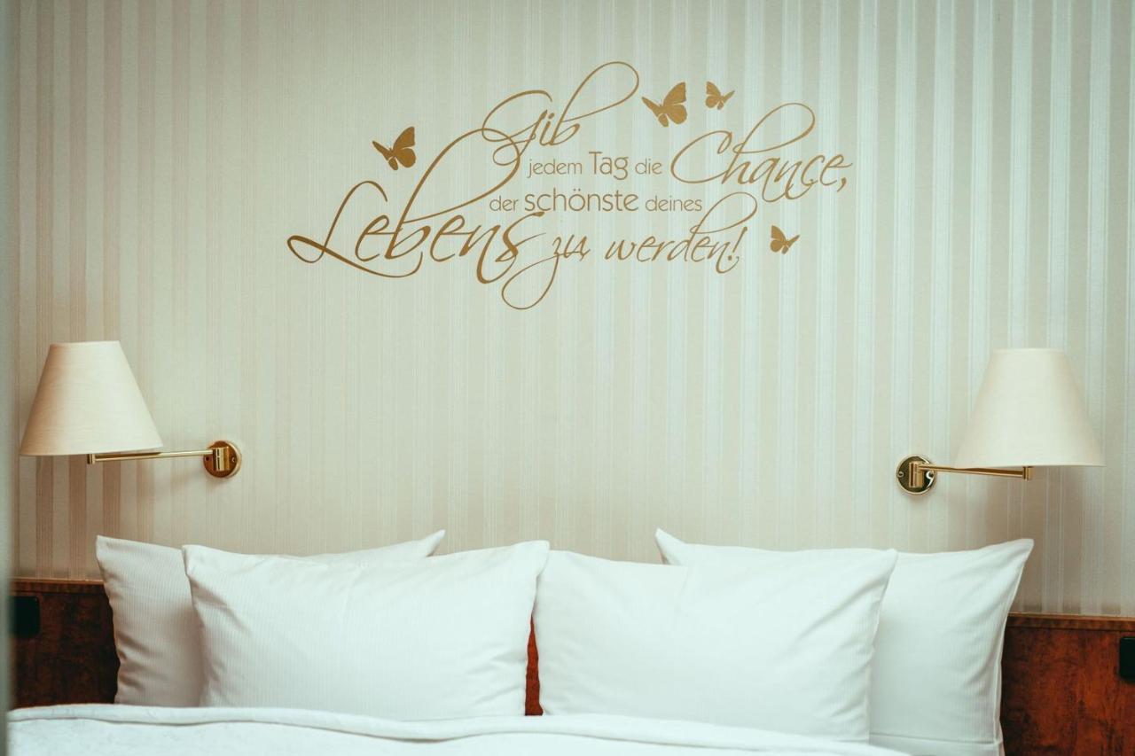 Landhotel Classic Oranienburg Dış mekan fotoğraf