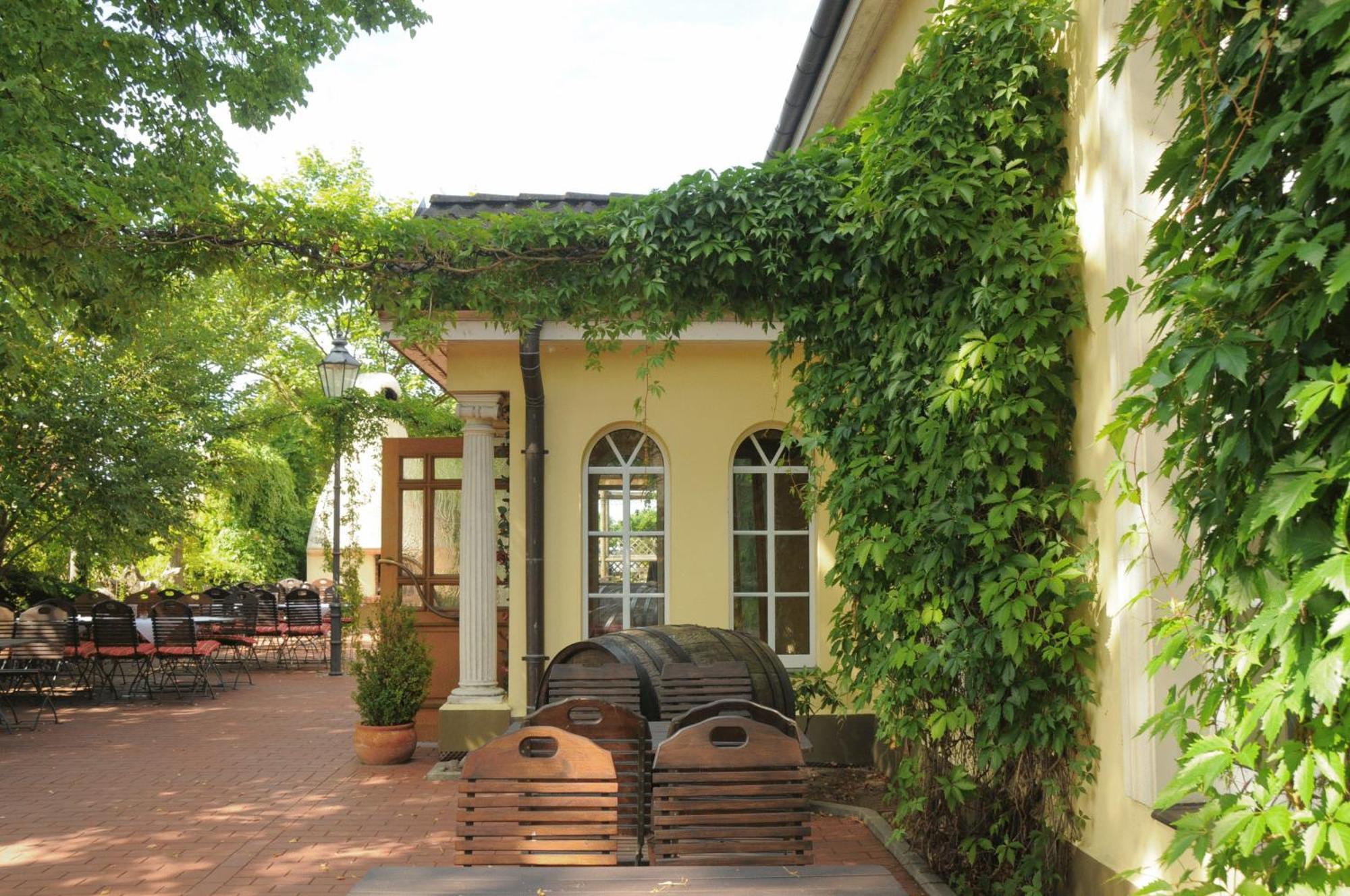 Landhotel Classic Oranienburg Dış mekan fotoğraf